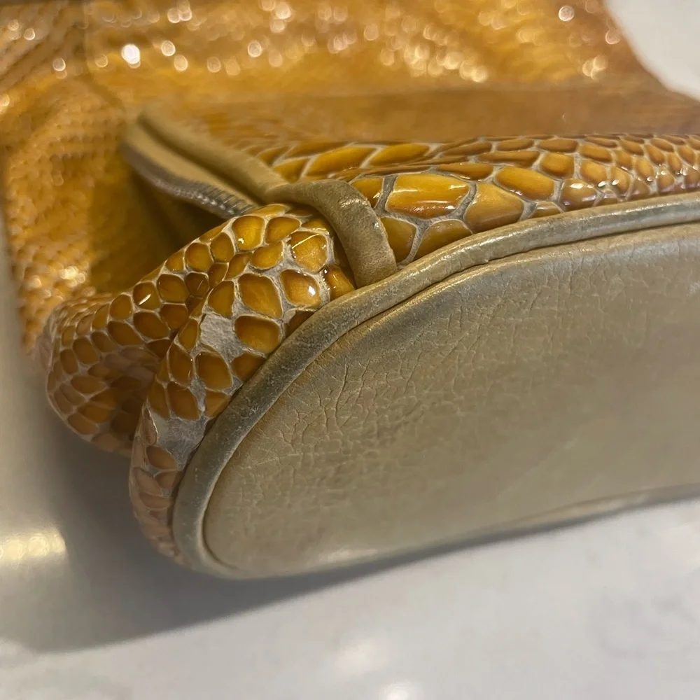 Brighton Sprite Marigold Crossbody in Patent Leather Yellow/Gold Snakeskin EUC - Picture 2 of 16